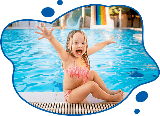 default/image/diversos/menina-feliz-piscina.png